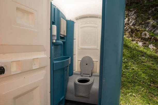 Best Luxury portable toilet rental  in Schenectady, NY